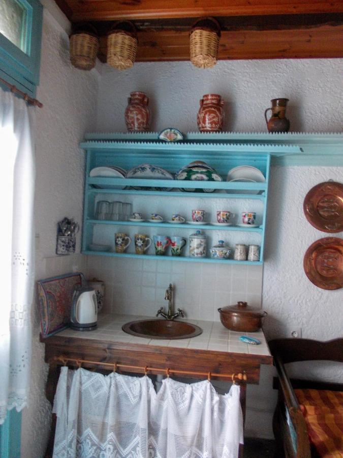 Nyfes Traditional Boutique Frosyni Szkírosz Kültér fotó